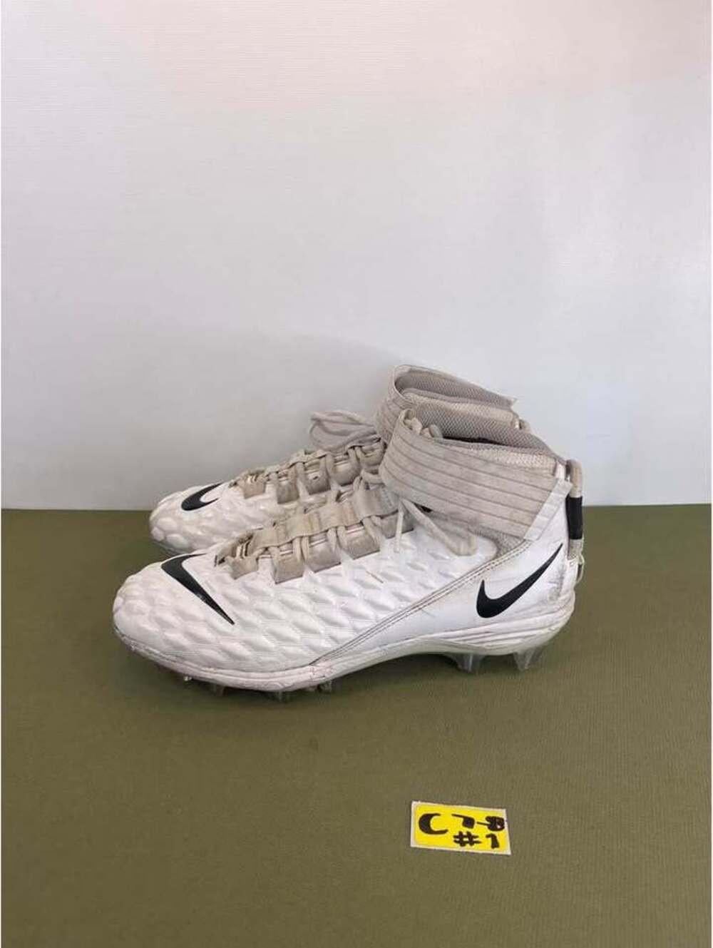 Nike Force Savage Pro 2 Football Cleats Men Size 8.5 White AH4000-100